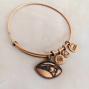 Alex And Ani New England Patriots Gold Bracelet.